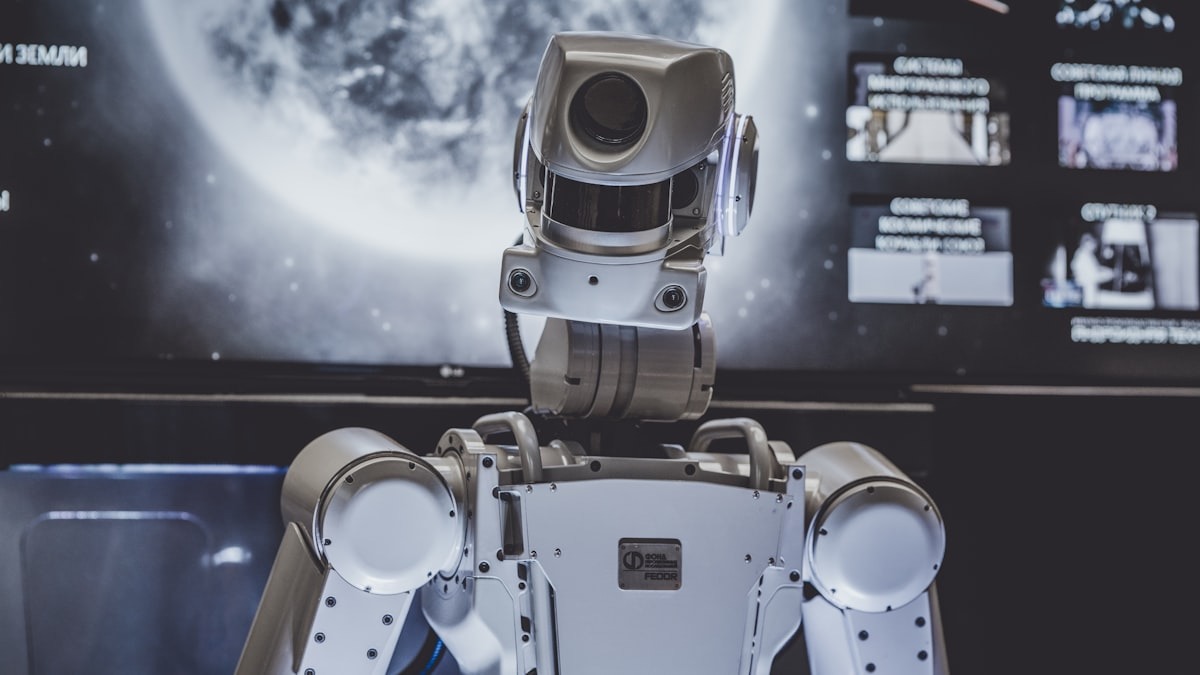 AI agents navigating web interfaces and completing complex digital workflows